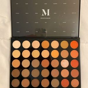350 Nature aglow Morphe Pallete